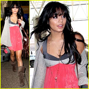 34373-Vanessa-Hudgens-Dress-Up